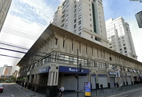Excelente Local Comercial Centro de Viña del Mar 97 M2